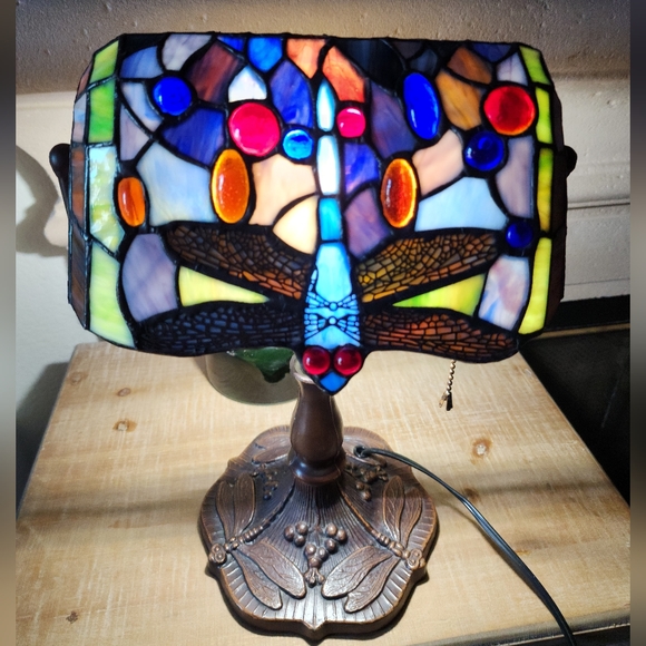❤️SOLD❤️ Tiffany Style Stained Glass Dragonfly Bankers Lamp - Picture 8 of 9